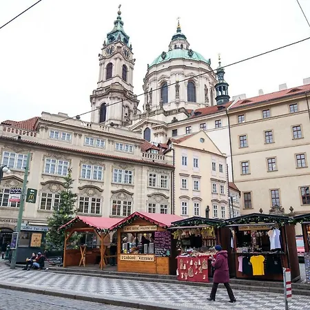 St. Nicholas Church View Appartement